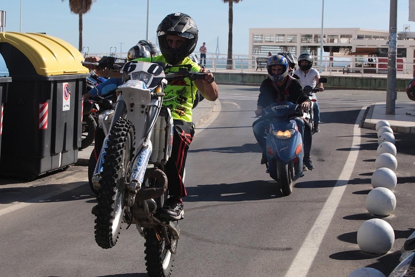 Las motos toman El Puerto