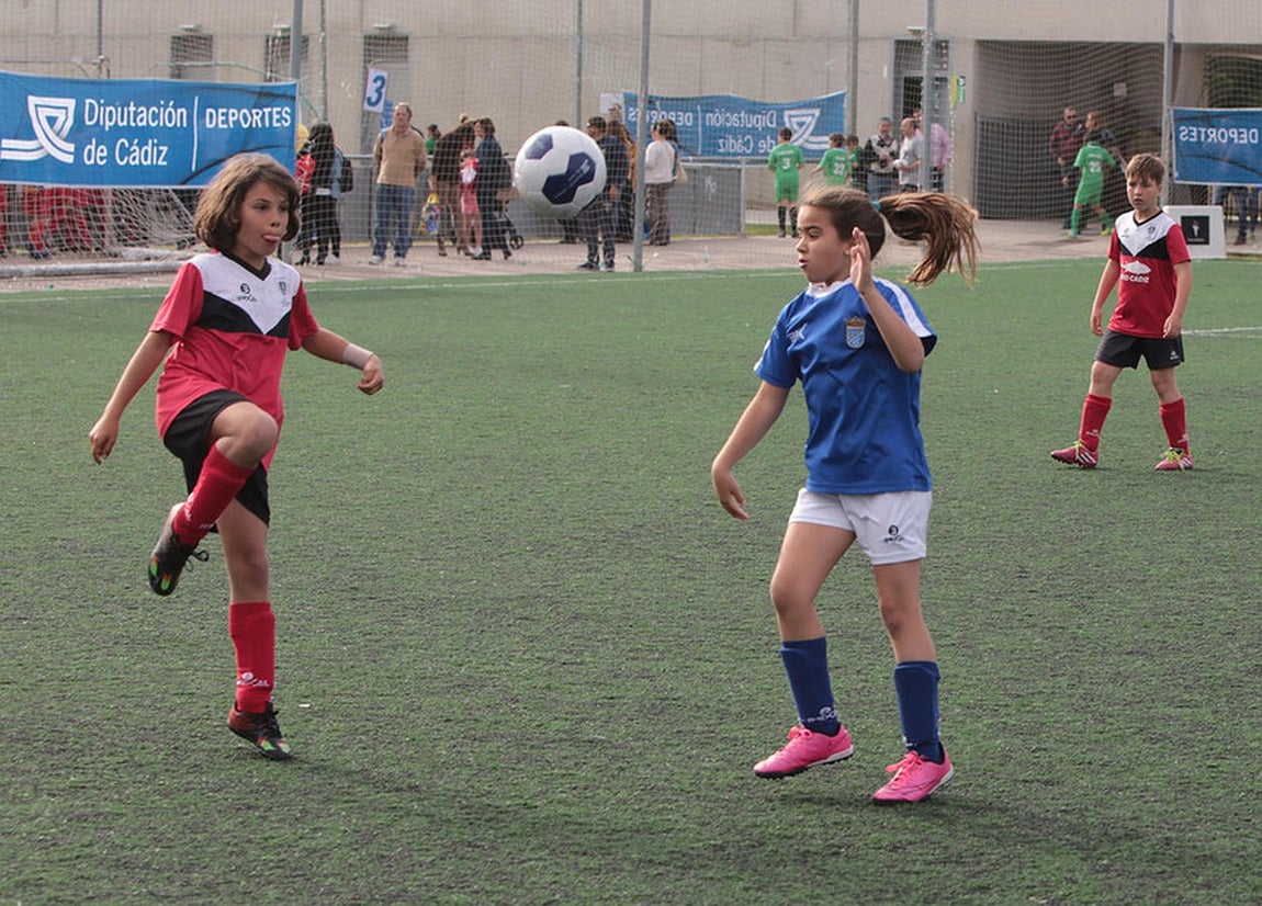 Fotos: Copa Diputación de escuelas de fútbol en El Rosal