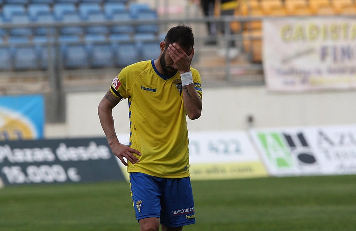 Fotos: Las imágenes del partido Cádiz CF- Mérida