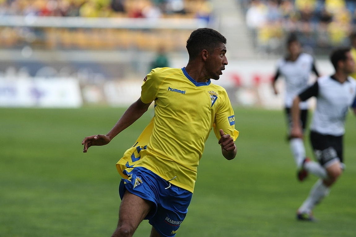 Fotos: Las imágenes del partido Cádiz CF- Mérida