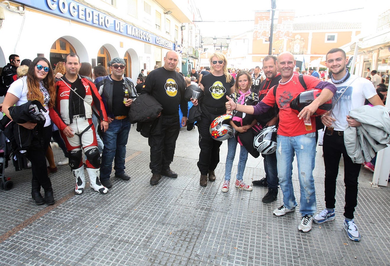 Fotos: Ambiente y grupos de amigos en Jerez 2016