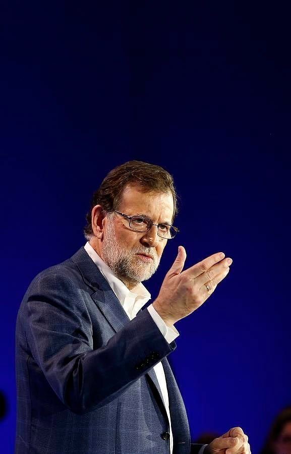 En imágenes, el paso de Mariano Rajoy por Córdoba