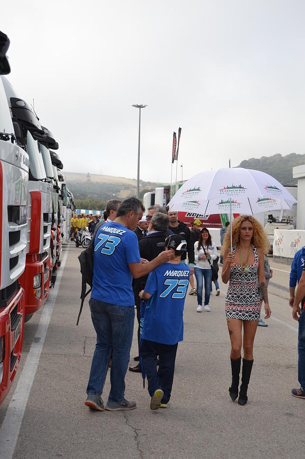 Fotos: Así se vive la fiesta del motor en el paddock