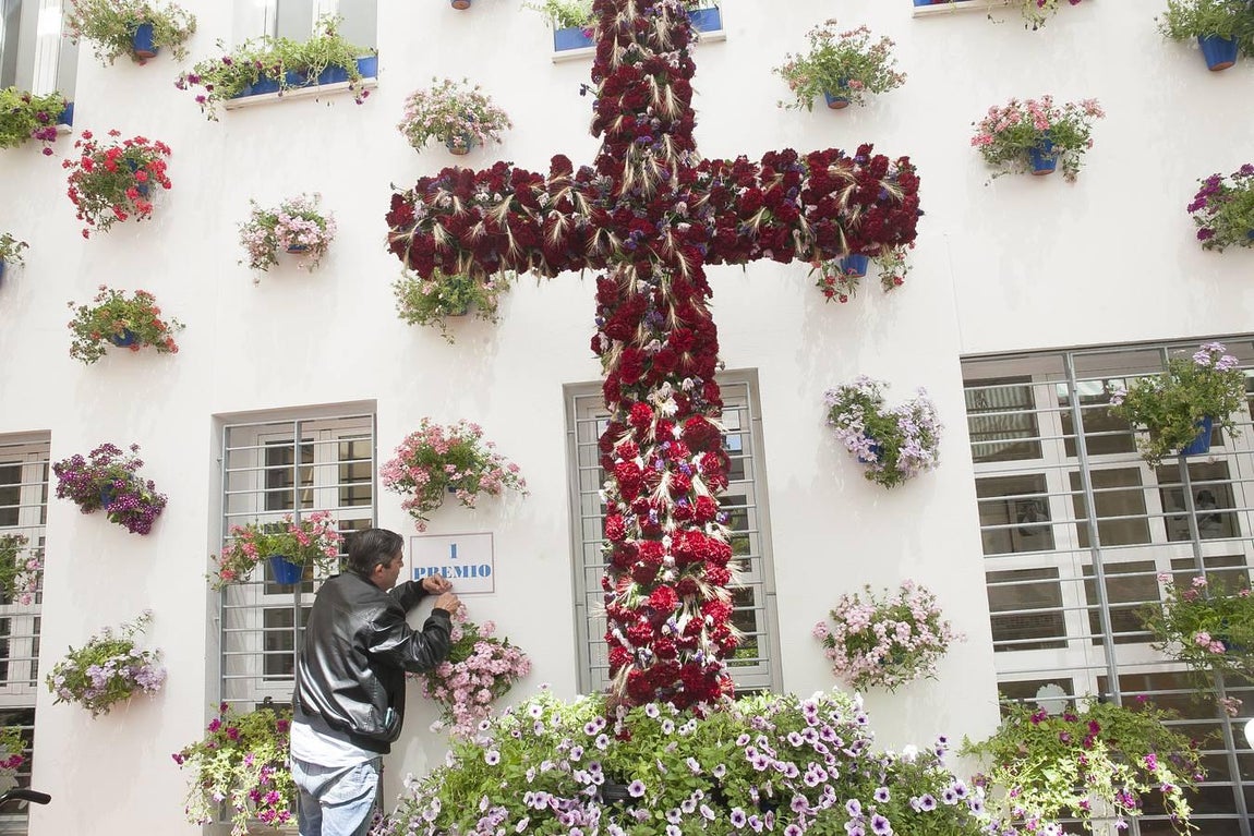 Las cruces premiadas, en imágenes