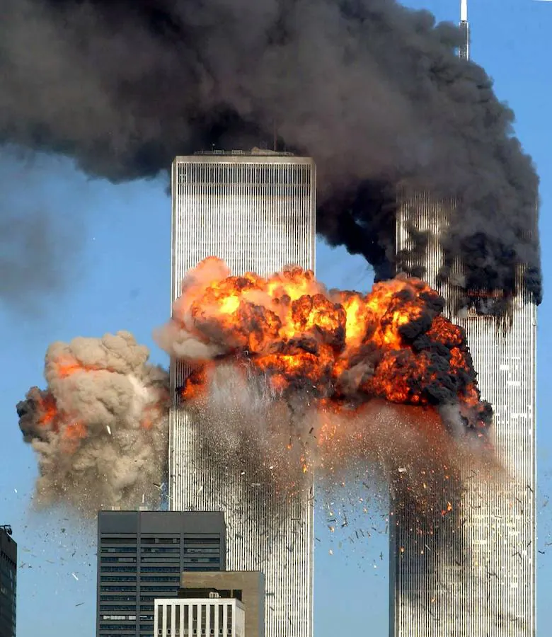 El ataque a las Torres Gemelas de Nueva York el 11 de septiembre de 2001. Murieron 2.800 personas