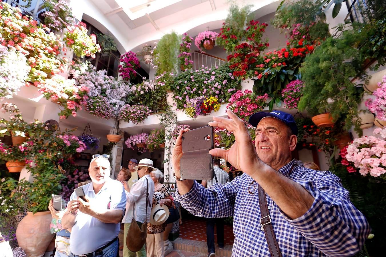 En imágenes, los Patios de Santa Marina y San Agustín en Córdoba