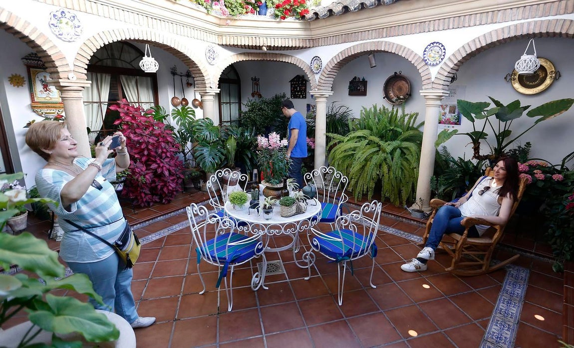 En imágenes, los Patios de Santa Marina y San Agustín en Córdoba
