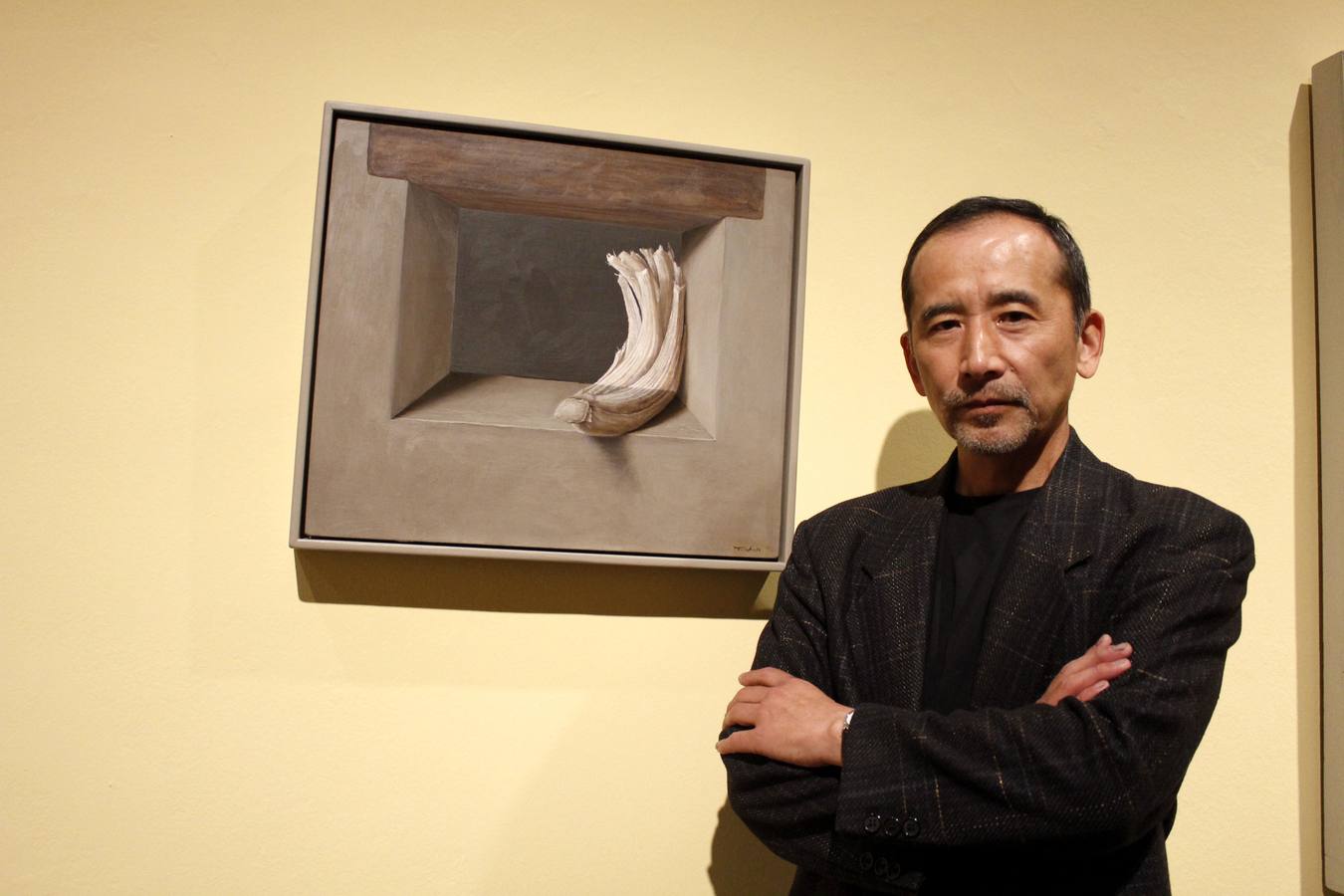El japonés afincado en Toledo, Teruhiro Ando, con su obra. 