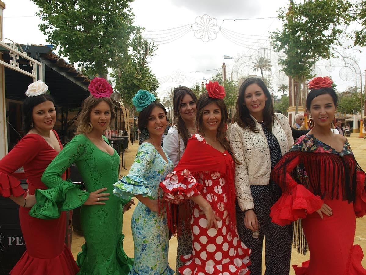 Cecilia López, Marta Rubio, Patricia Monreal, Aurora Lafuente, Miriam Huertes, Irene Maroto, Lara Valencia