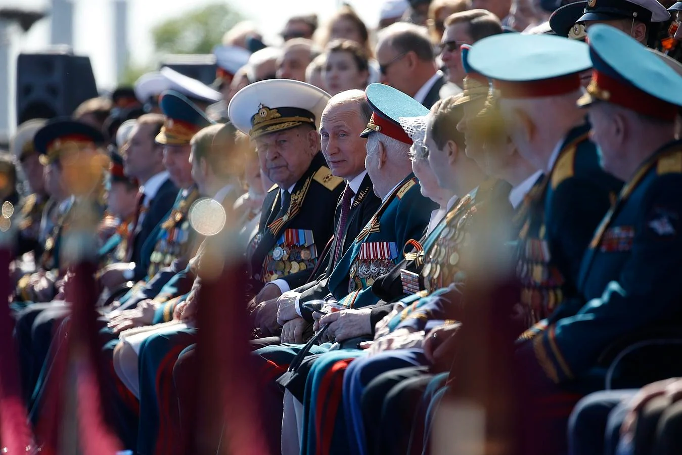 El presidente de Rusia, Vladímir Putin, asiste al desfile del Día de la Victoria en Moscú