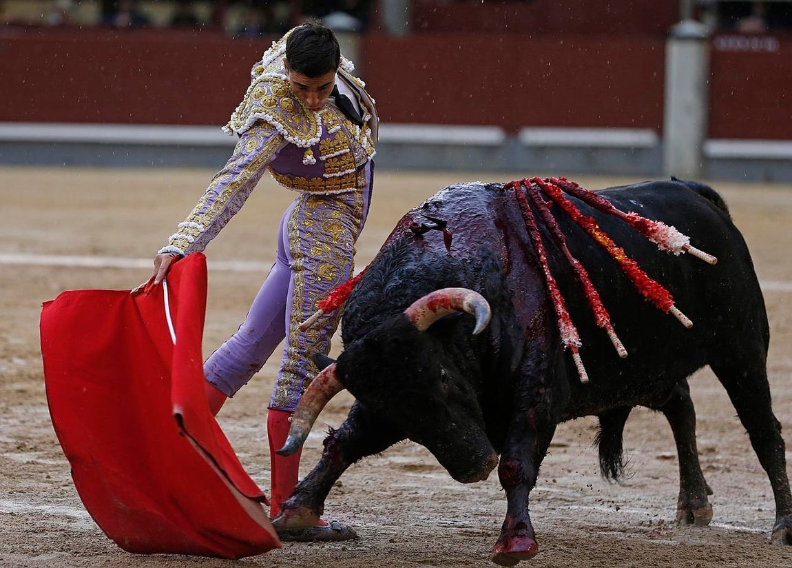 La pureza de Paco Ureña en San Isidro, en imágenes