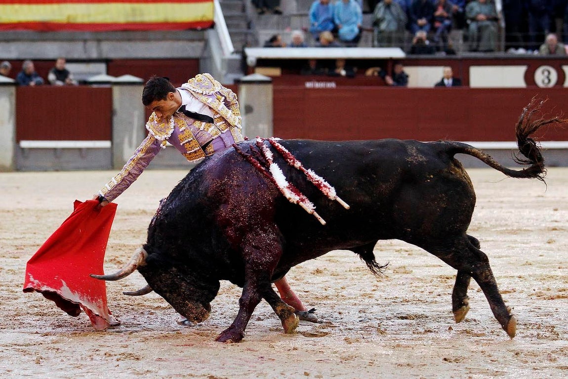 La pureza de Paco Ureña en San Isidro, en imágenes