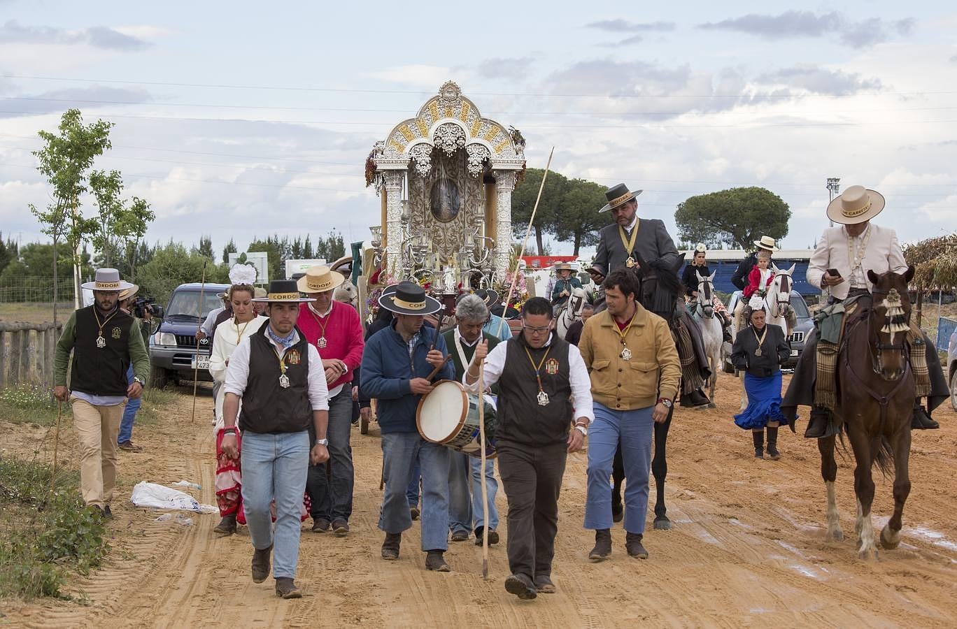 La hermandad de Córdoba llegando al Rocío tras más de una semana de camino