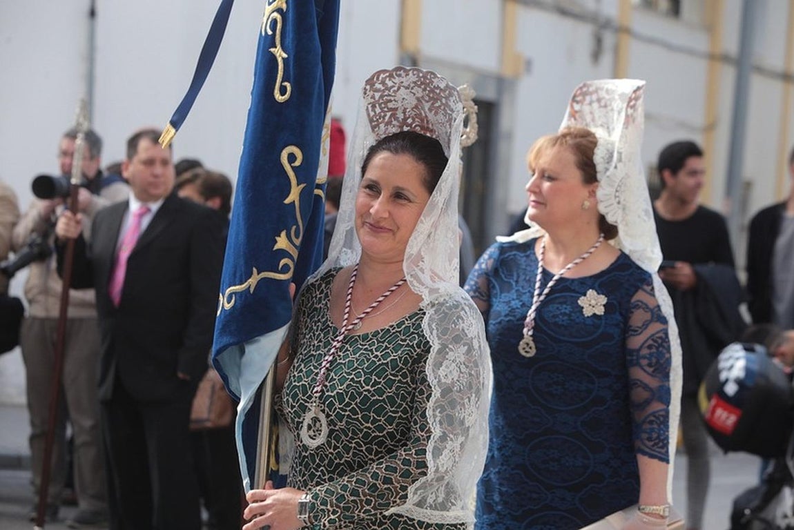 Fotos: Salida procesional de la Divina Pastora en Cádiz
