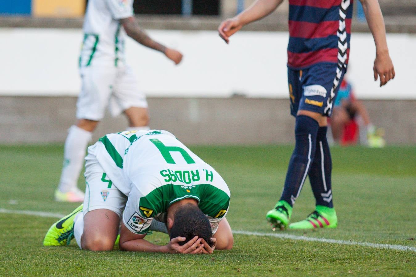 Derrota blanquiverde en Cataluña. 