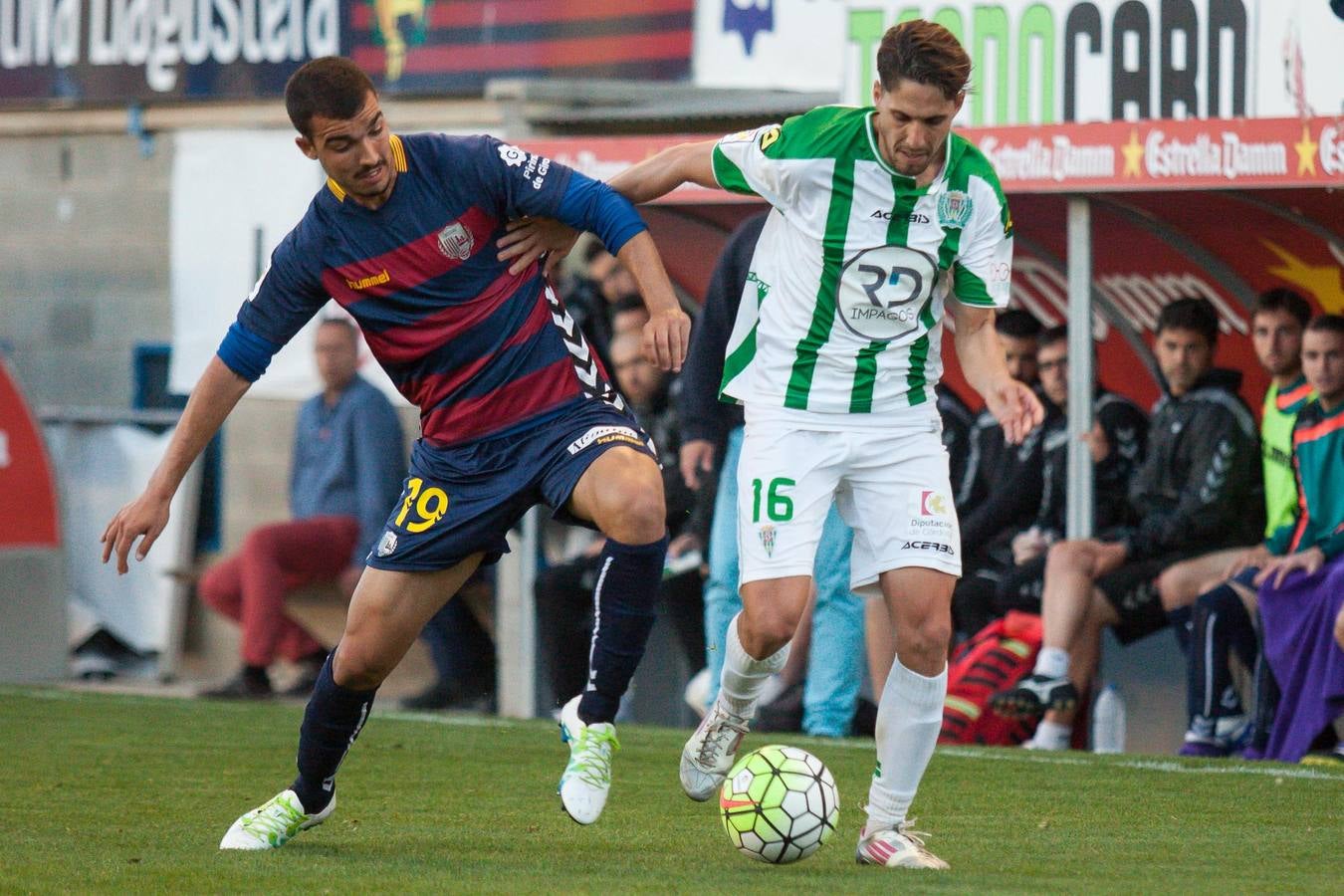 Derrota blanquiverde en Cataluña. 