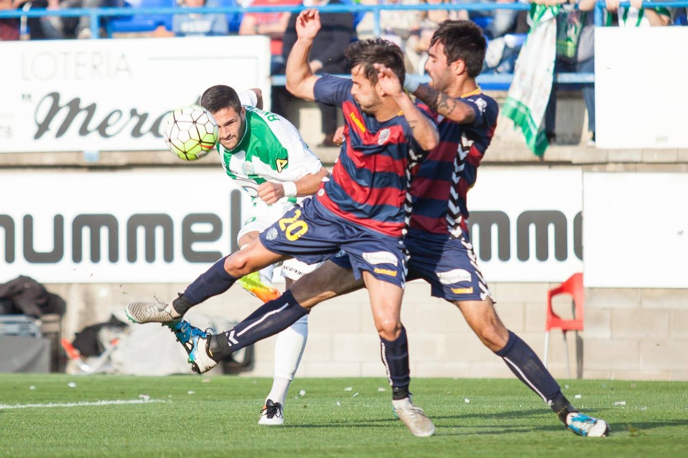 Derrota blanquiverde en Cataluña. 