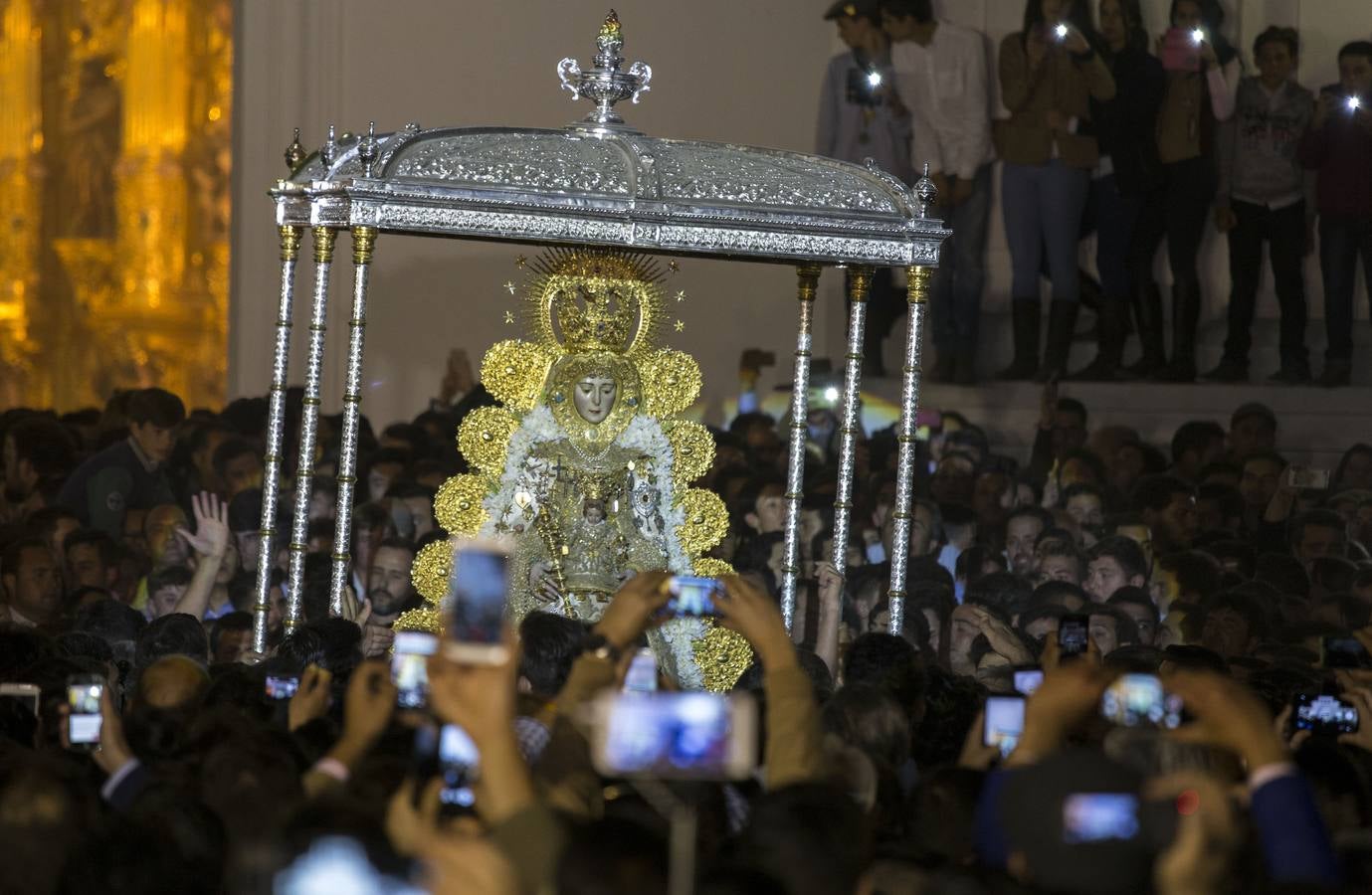 Así ha sido la salida de la Virgen del Rocío