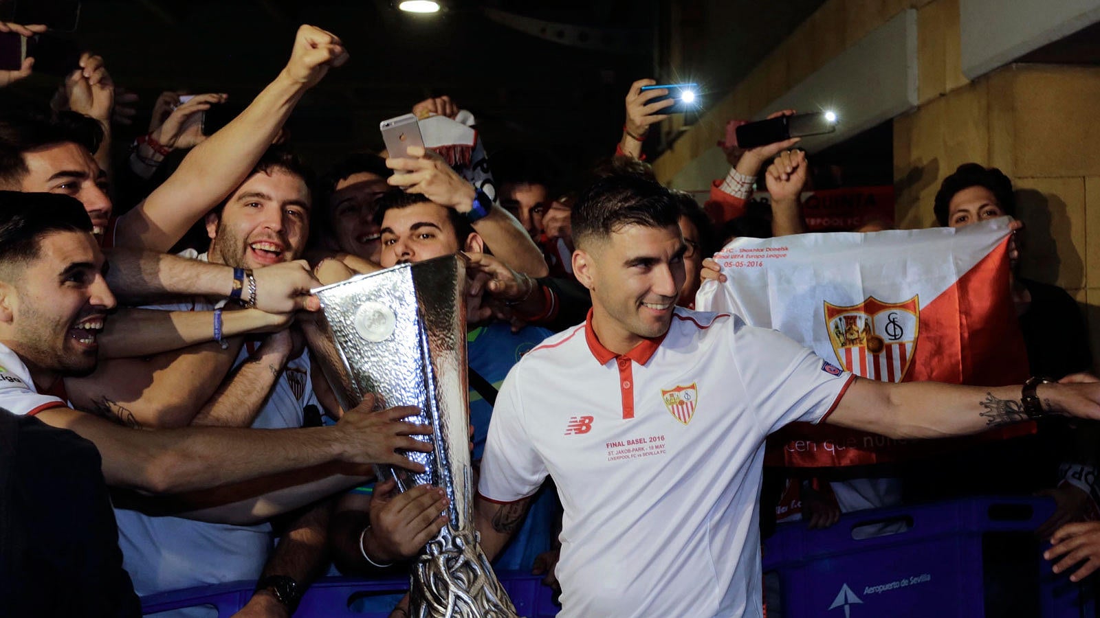 El Sevilla llega a la ciudad con la Europa League