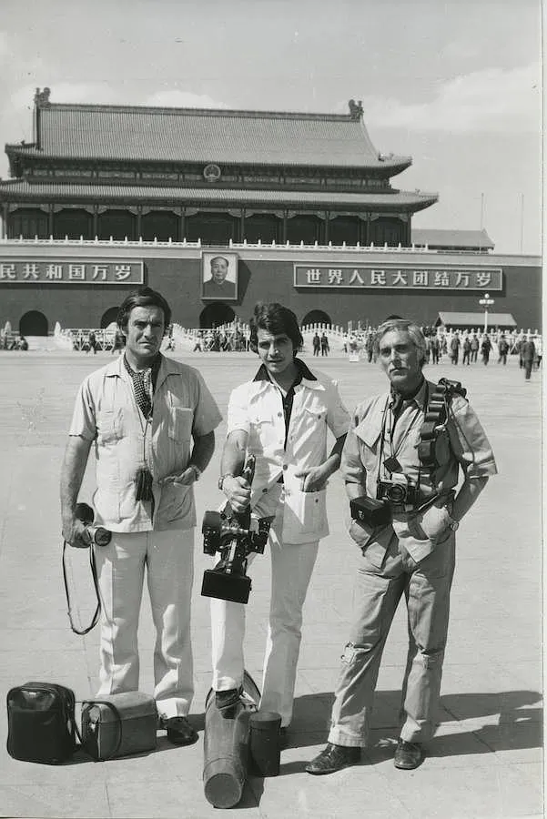 Con José Luis Márquez (sonido) y Juan Antonio Verdugo (cámara) en la República Popular China