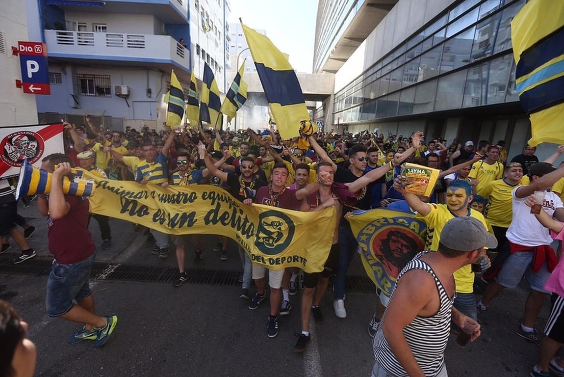 Así fue la bienvenida al Cádiz