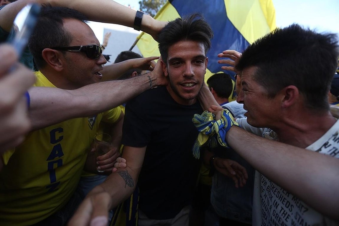 Así fue la bienvenida al Cádiz