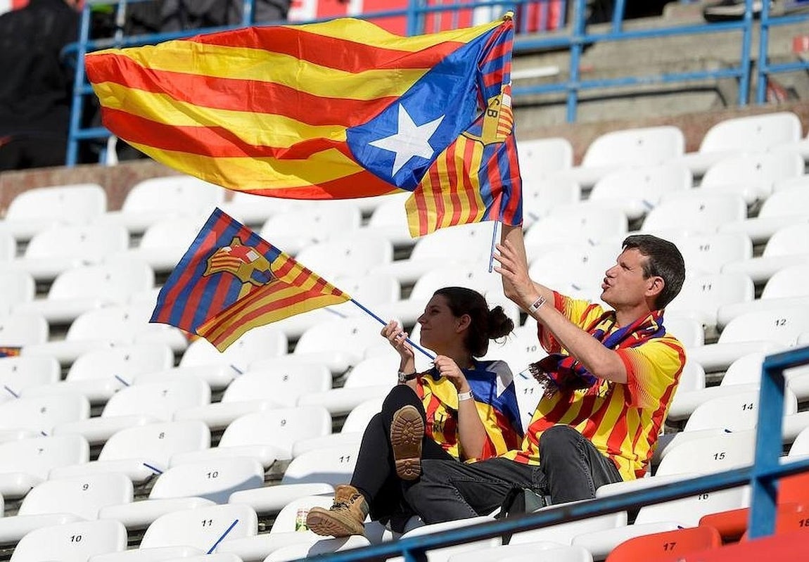 En imágenes: la afición se vuelca con sus equipos en la final de la Copa del Rey