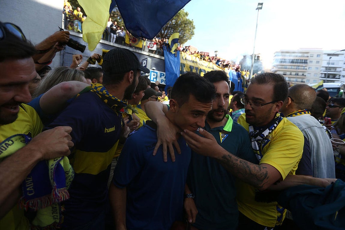 Así fue la bienvenida al Cádiz