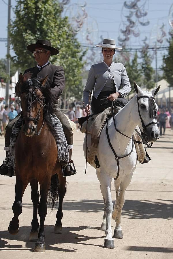 En imágenes, el ambiente del miércoles de la Feria de Córdoba