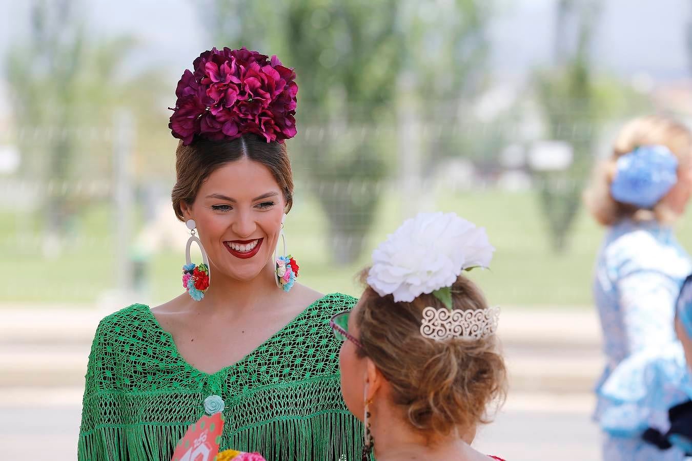 En imágenes, un jueves de Feria de sonrisas brillantes