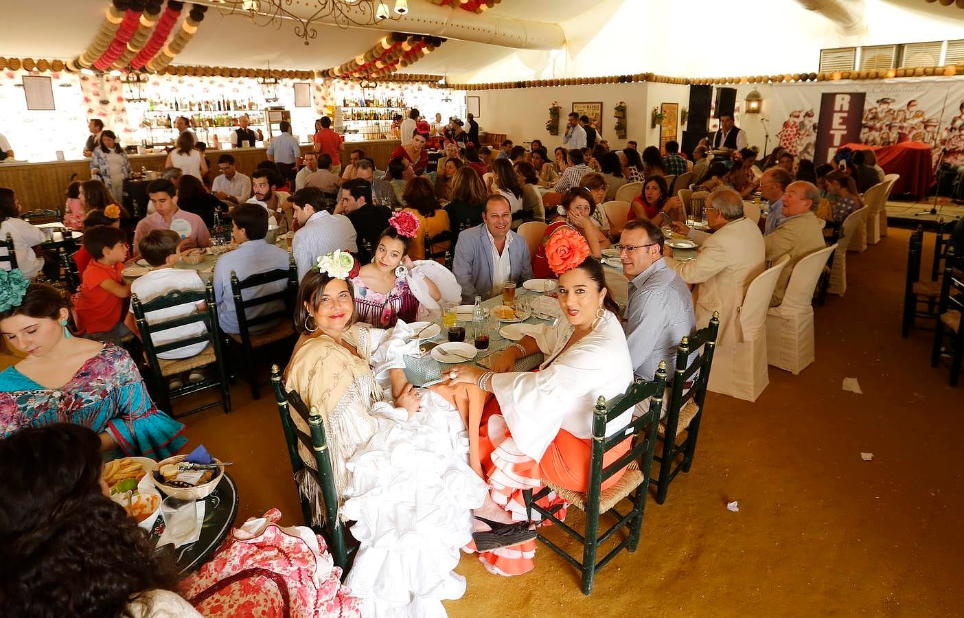 En imágenes, un jueves de Feria de sonrisas brillantes