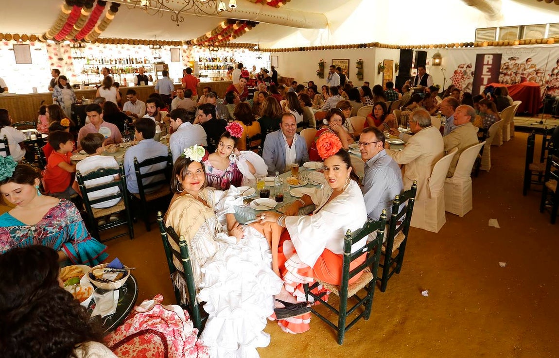 En imágenes, un jueves de Feria de sonrisas brillantes