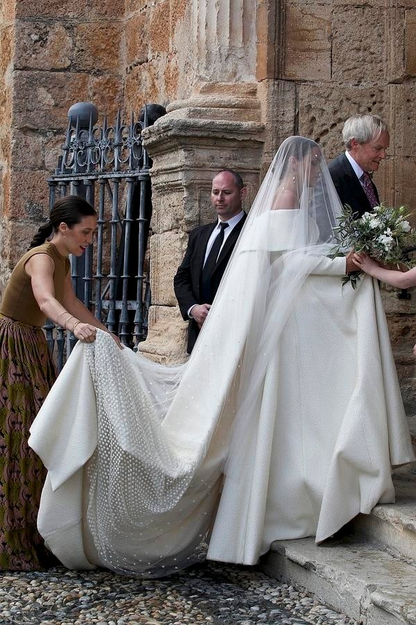 La cuarta hija del duque de Wellington, Charlotte Wellesley, a minutos de convertirse en la esposa de Alejandro Santo Domingo. 