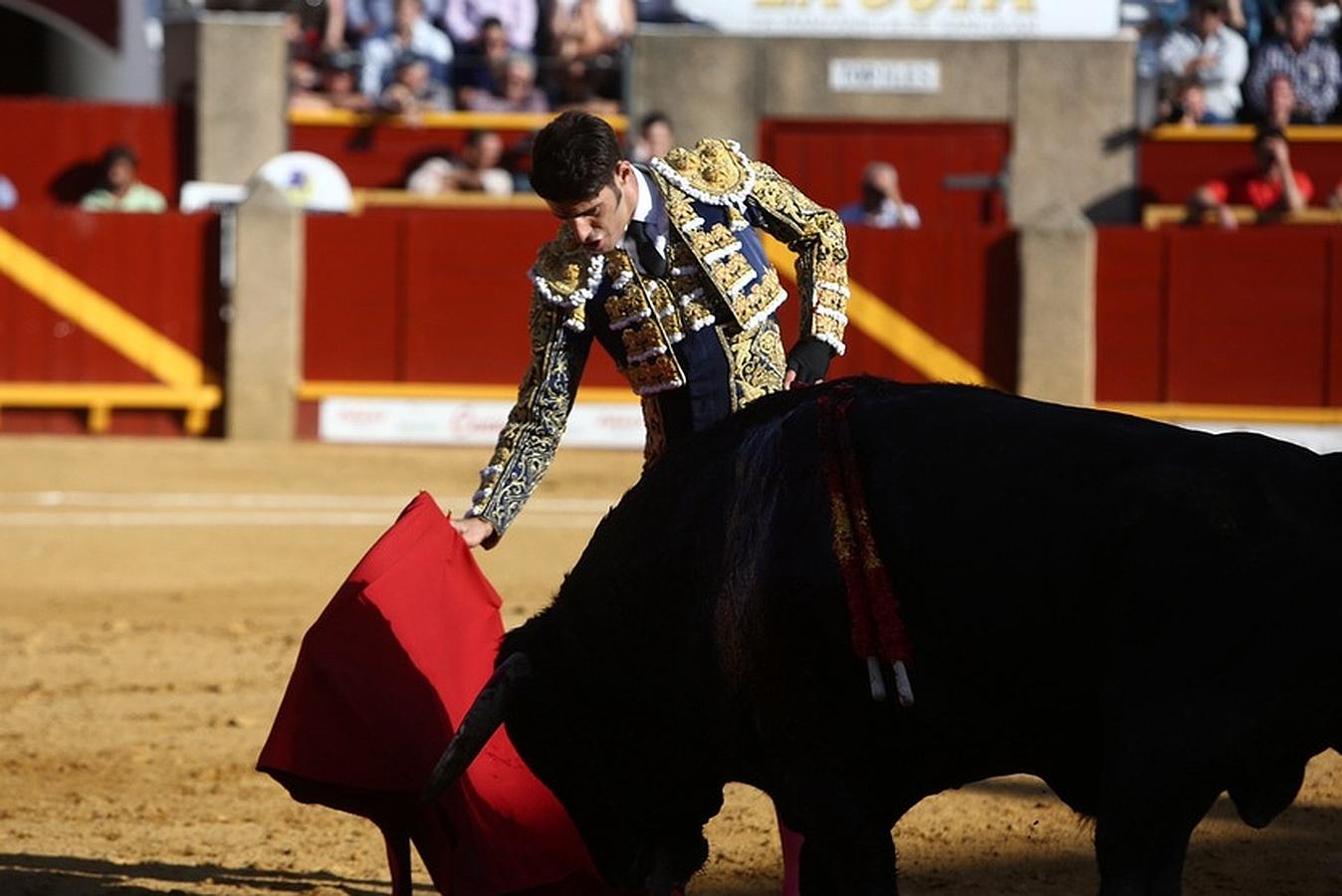 Toros: Desbordado triunfalismo en Sanlúcar