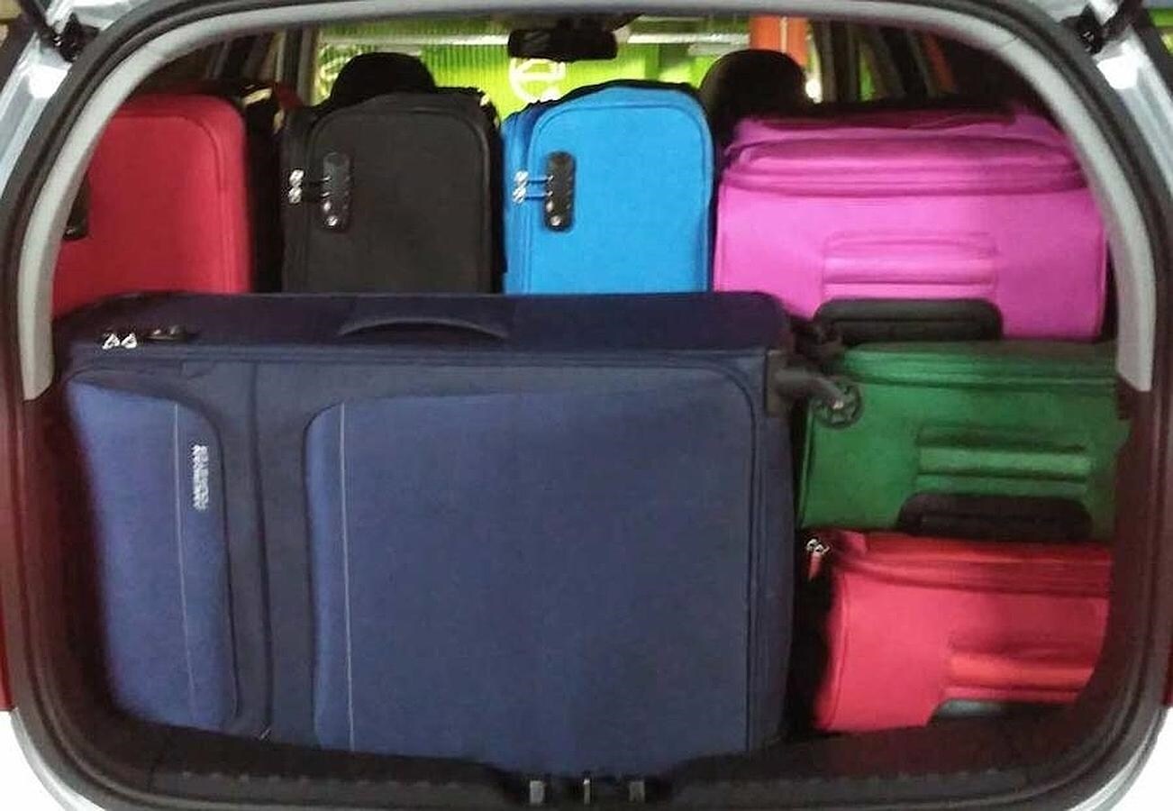 Hasta 7 maletas de buen tamaño admite el enorme maletero del nuevo SsangYong XLV