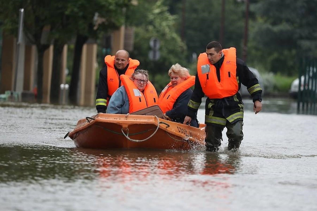 En imágenes: la crecida del Sena alcanza los 5,58 metros a su paso por París, que se encuentra inundada