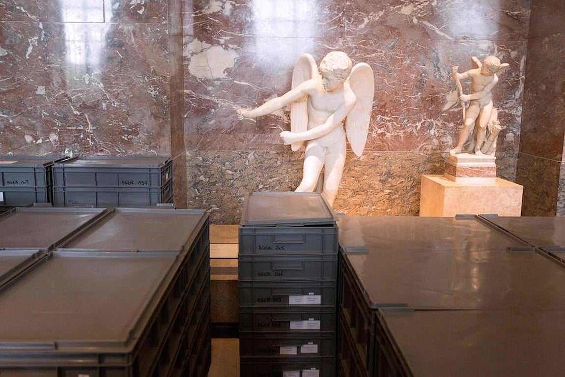 El Louvre salva sus obras de las inundaciones