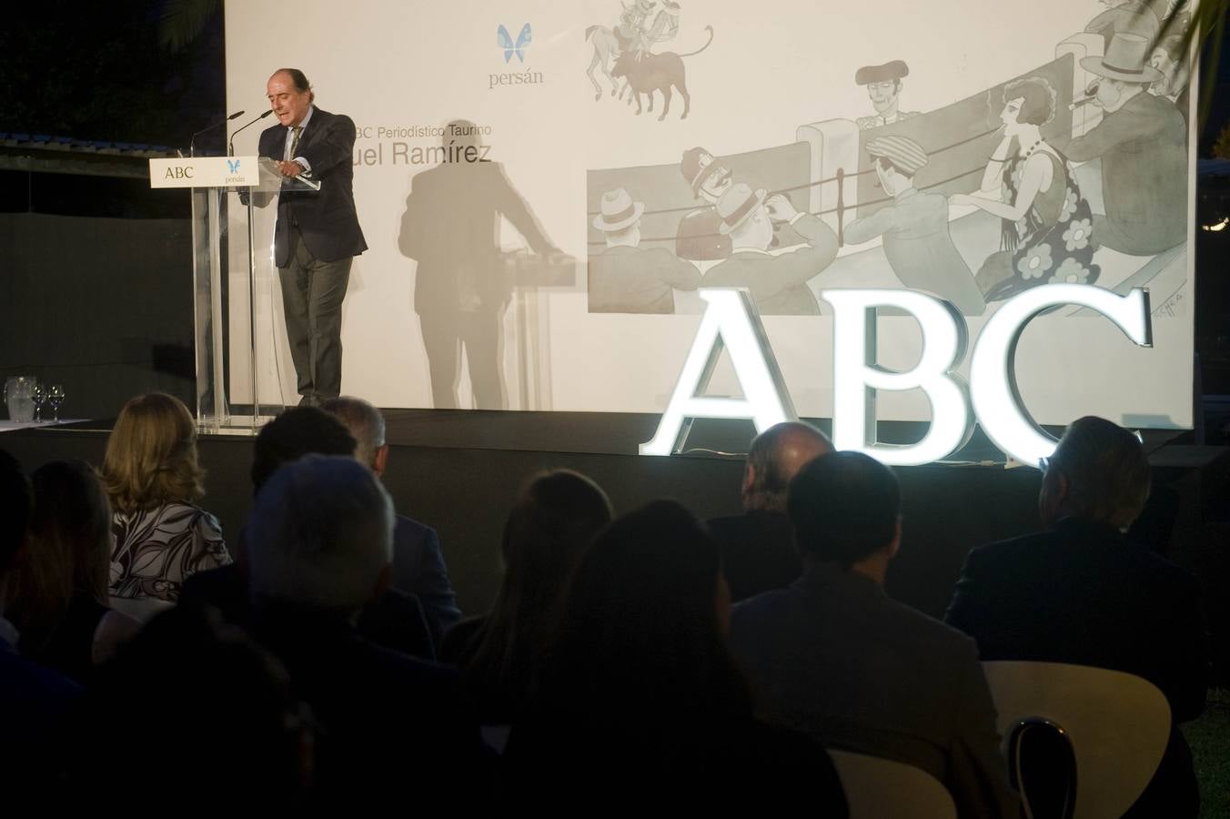 Emotivo homenaje al periodista Fernando Carrasco en el Premio Taurino Manuel Ramírez