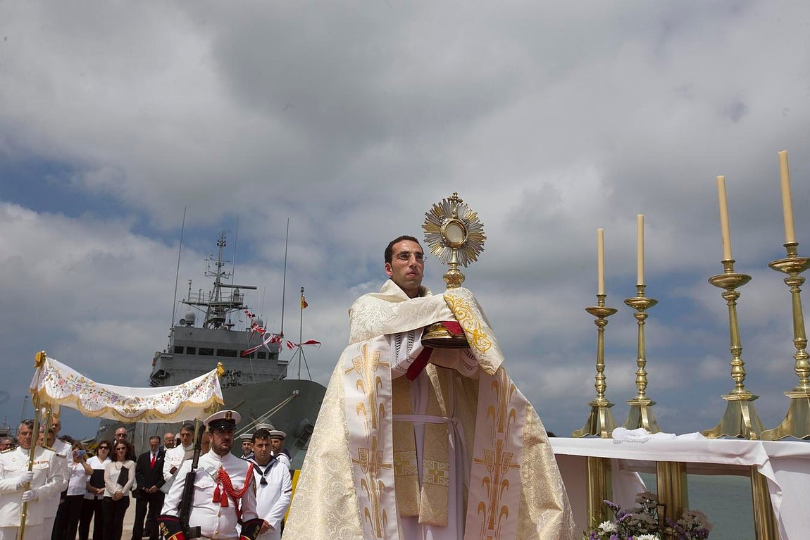 Fotos: Así ha sido la ceremonia de la Bendición del Mar en La Carraca