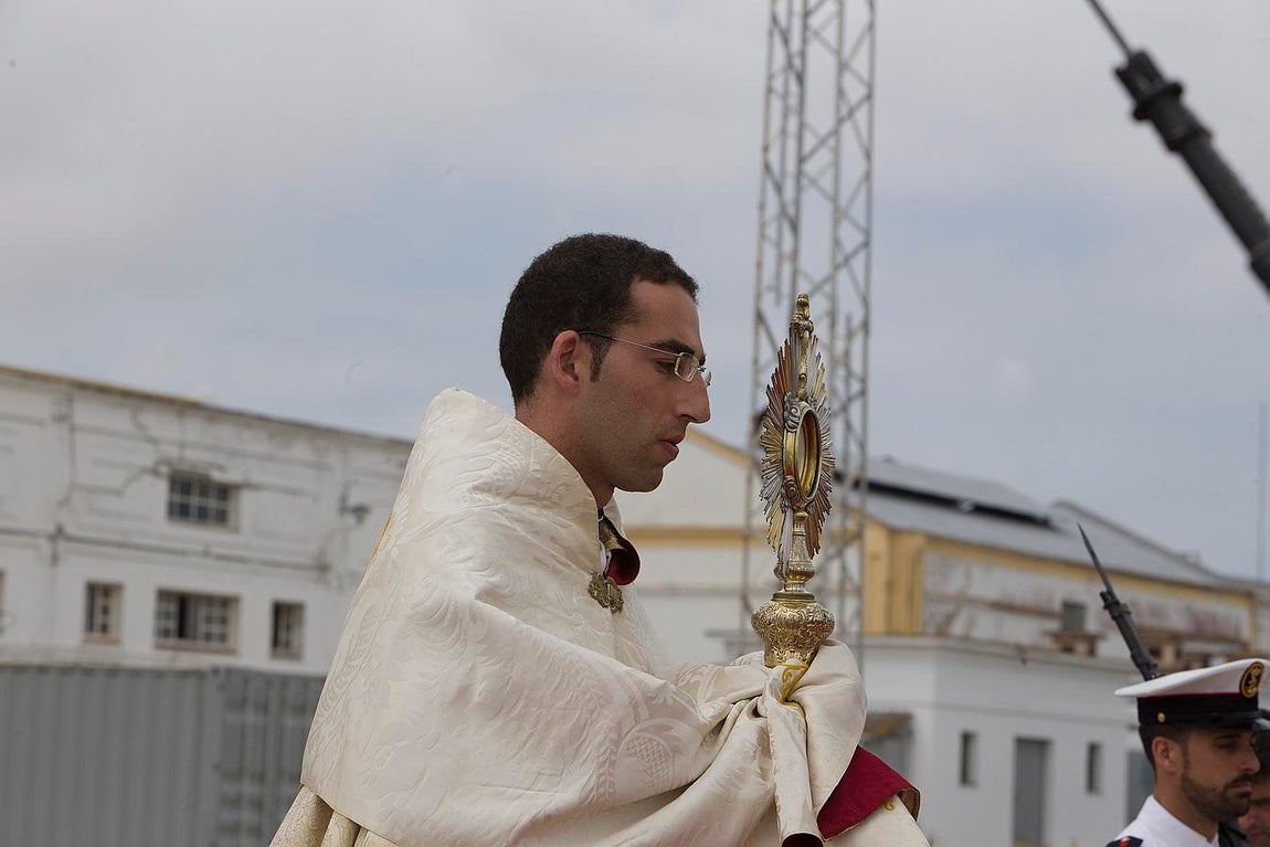 Fotos: Así ha sido la ceremonia de la Bendición del Mar en La Carraca