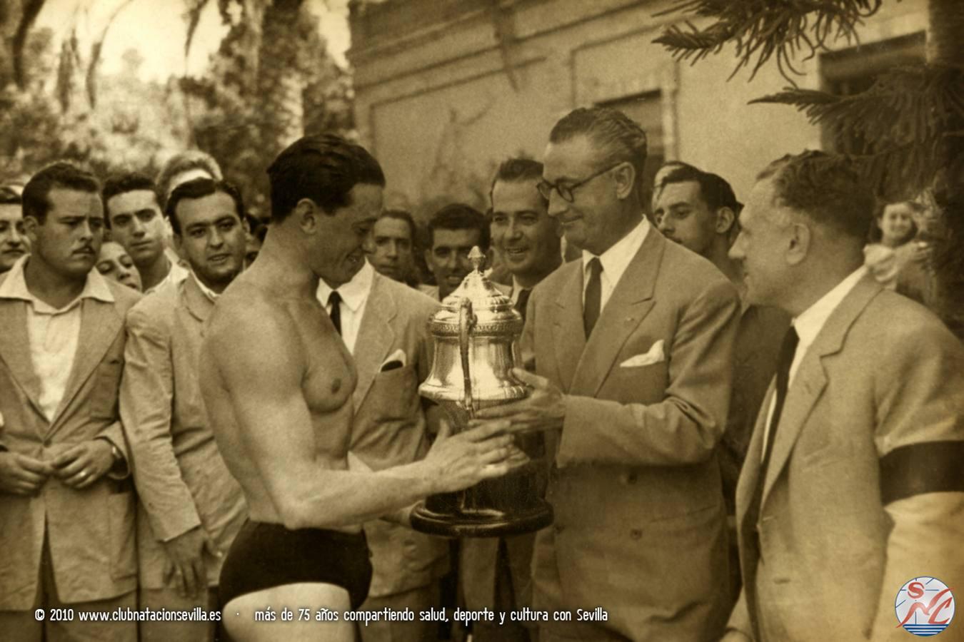 Adiós al Club Natación Sevilla: 85 años en 40 imágenes