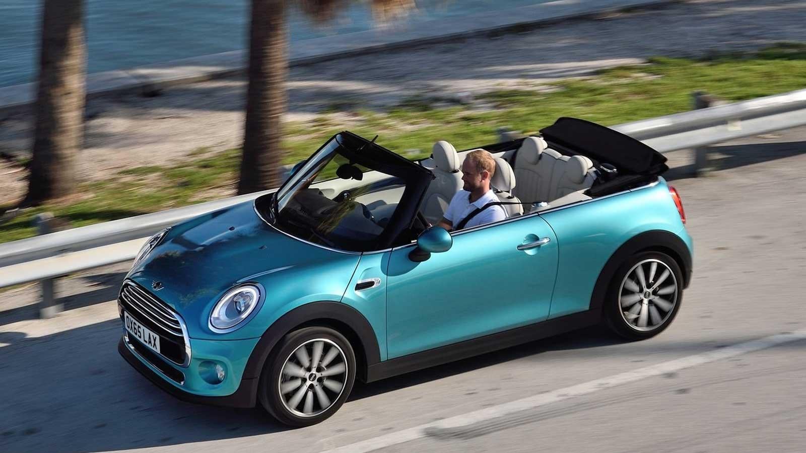 El nuevo MINI Cabrio estrena tonos de carrocería tan llamativos como el que se aprecia en las imágenes