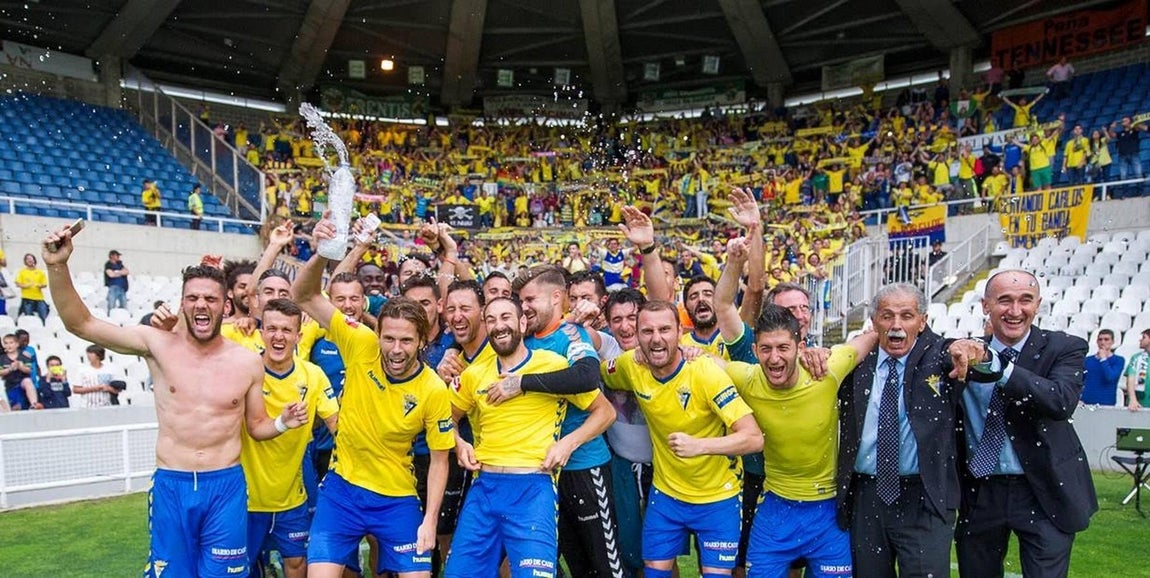 Las imágenes del partido Racing-Cádiz CF