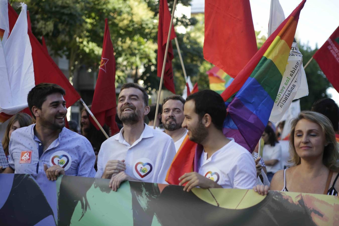 Las mejores imágenes del «Orgullo gay» en Sevilla