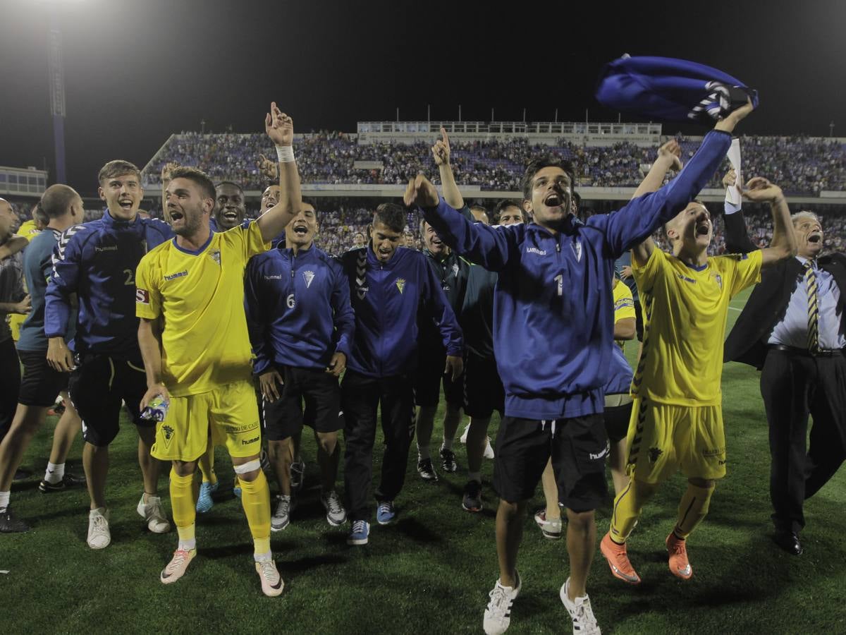 La fiesta de los jugadores en el Rico Pérez tras la victoria