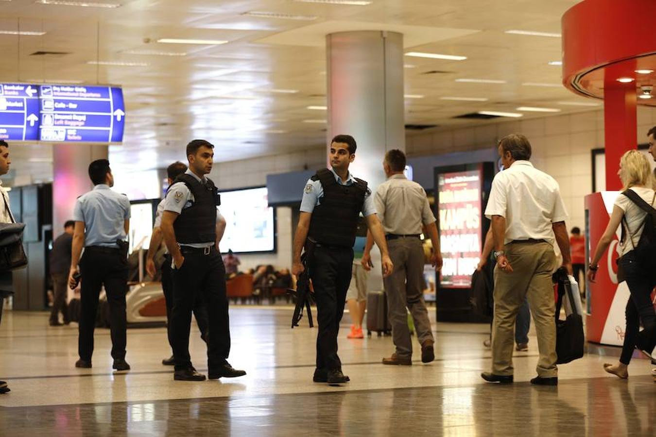 La presencia policial es altísima después del atentado. 