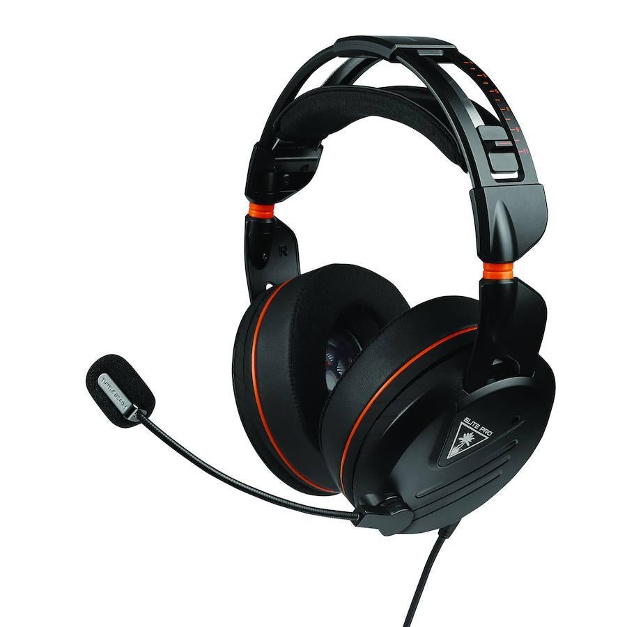 Elite Pro. Turtle Beach ha lanzado recientemente su nueva serie de auriculares para videojugadores exigentes y centrados en la competición, así como un gran catálogo de accesorios. Son compatibles para PS4, Xbox One y PC. Precio: