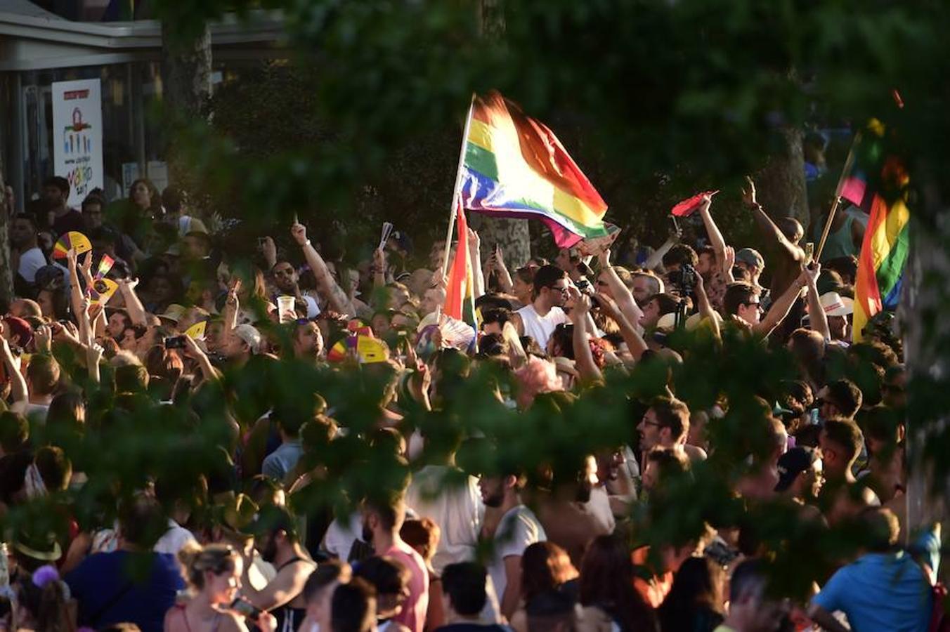 La comunidad homosexual y bisexual de Madrid celebra el Día del Orgullo Gay. 