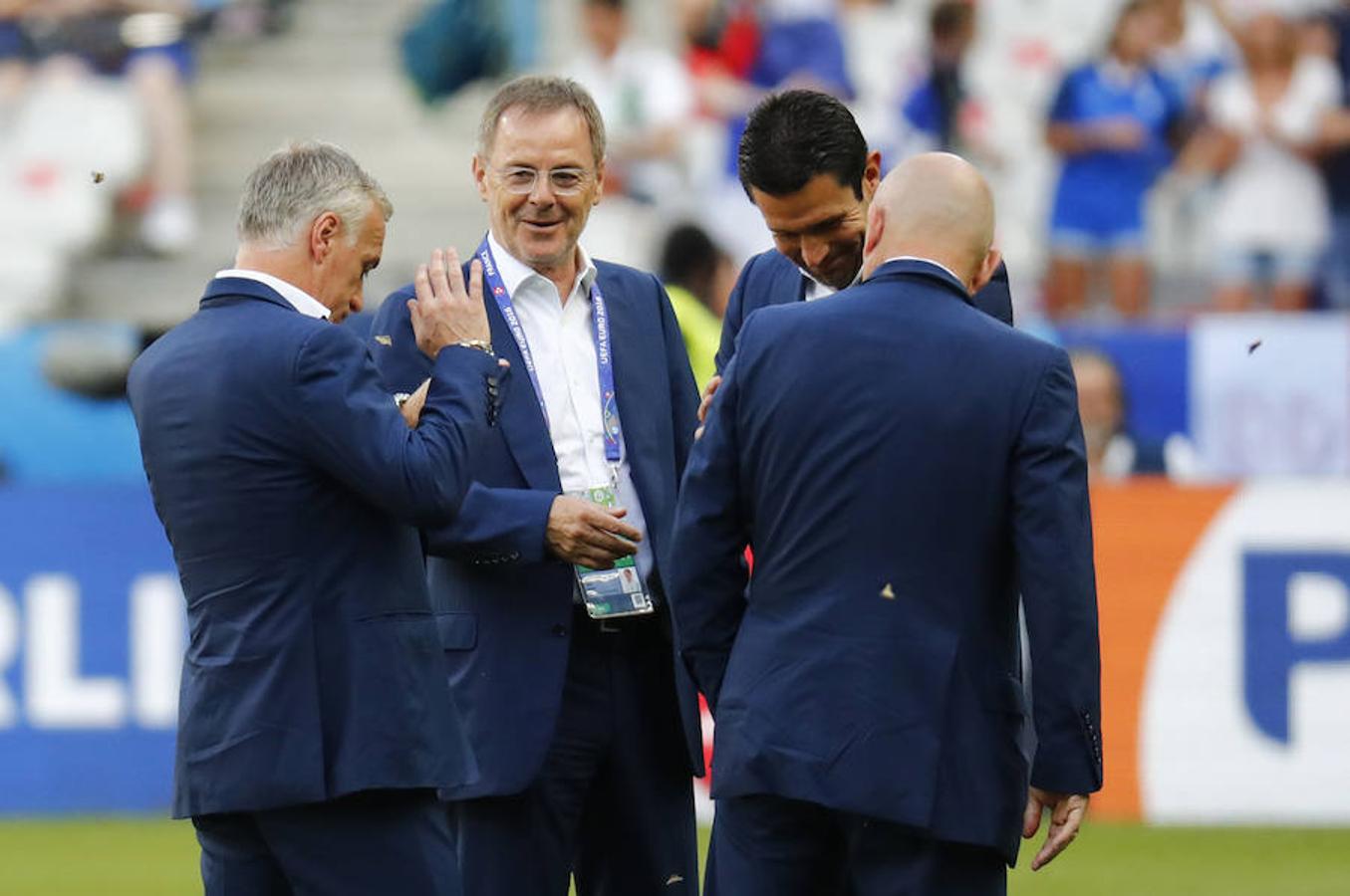 Las polillas atacan Saint Denis antes de la final de la Eurocopa