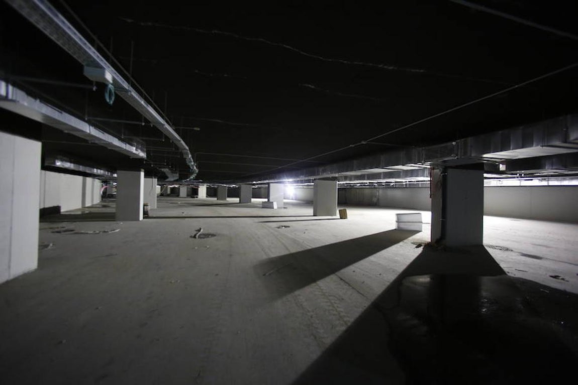 14.. Este será el primer estadio de España con aparcamiento subterráneo con 1.100 plazas, además, contará con otras 3.000 plazas en el exterior